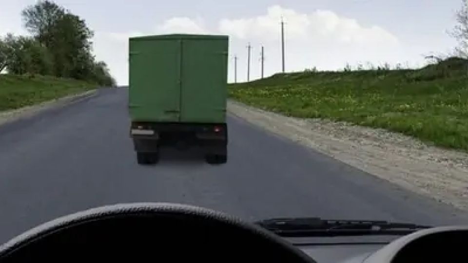 Можно ли обогнать? С этим вопросом из ПДД справится только 8% водителей Можно ли обогнать? С этим вопросом из ПДД справится только 8% водителей