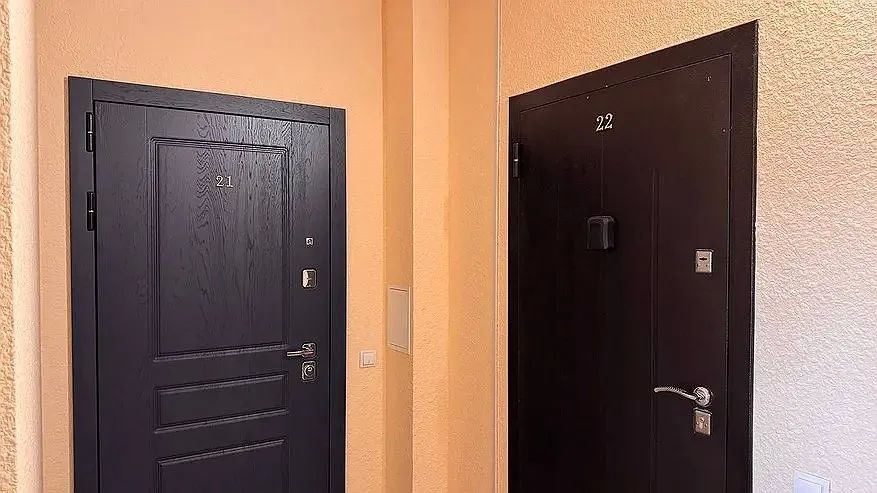 С 27 июня будут ходить по подъездам и проверять: штраф 15 000 рублей для тех, у кого есть входная дверь