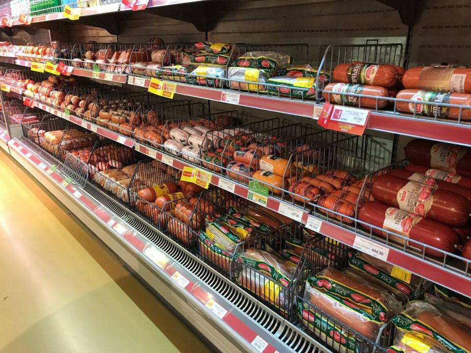 Не все колбасы созданы равными: раскрылся секрет состава популярных деликатесов