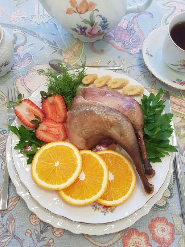 Цесарки запечённые с изысканными специями