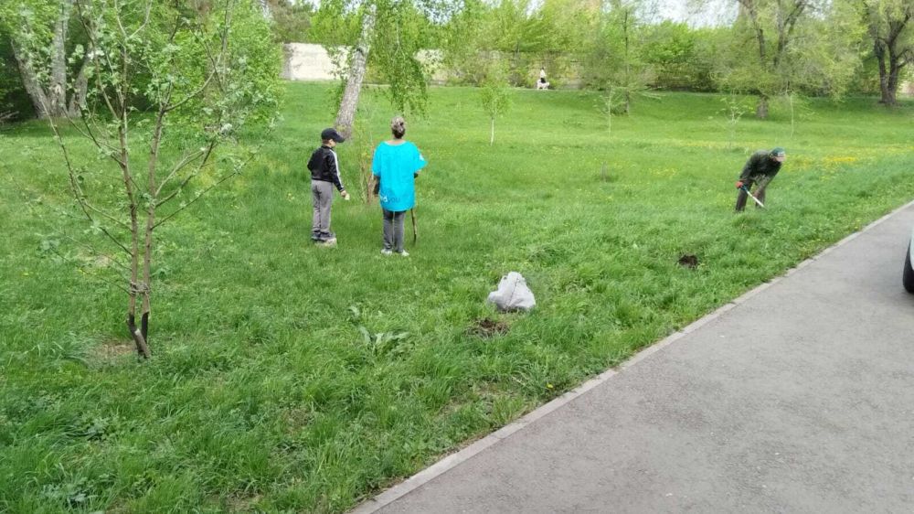     100 
