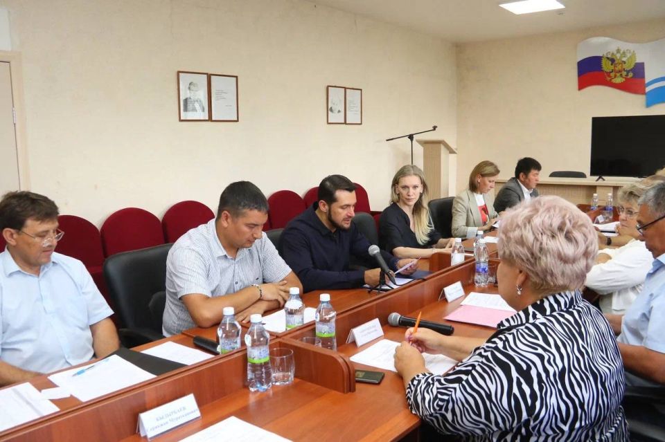 В Республике Алтай прошло совещание по вопросам прохождения пожароопасного сезона