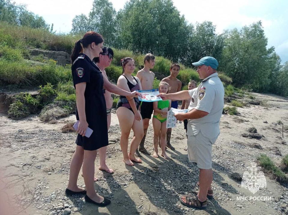 В Алтайском крае провели внеплановый рейд по пляжам