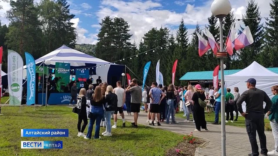 Сегодня в Алтайском районе состоялся музыкальный фестиваль «Шум Катуни»