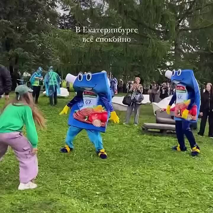    ?       