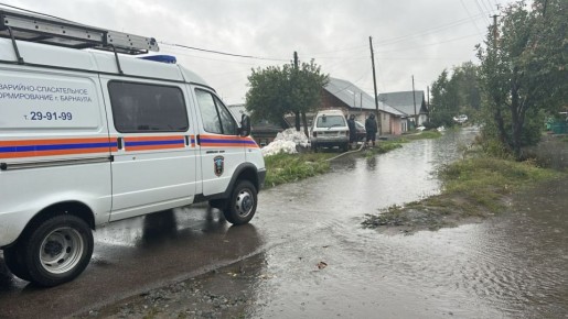Месячная норма осадков выпала в последний летний день в Барнауле
