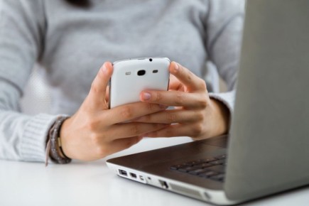 Жители Алтайского края жалуются на сбой в работе WhatsApp*
