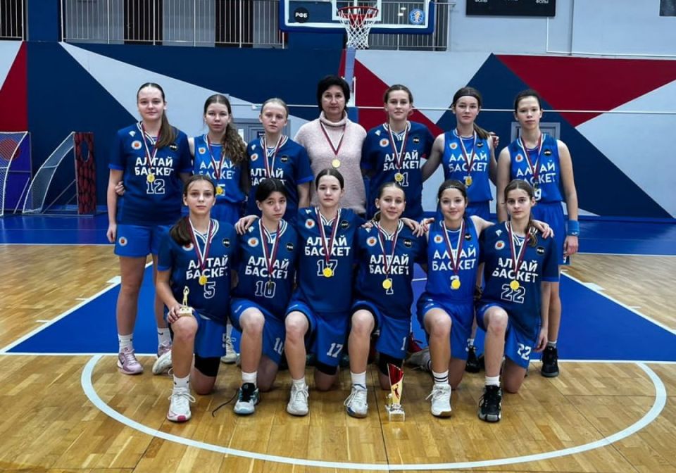 «АлтайБаскет-2012» выиграл первый тур Восточной баскетбольной детской лиги