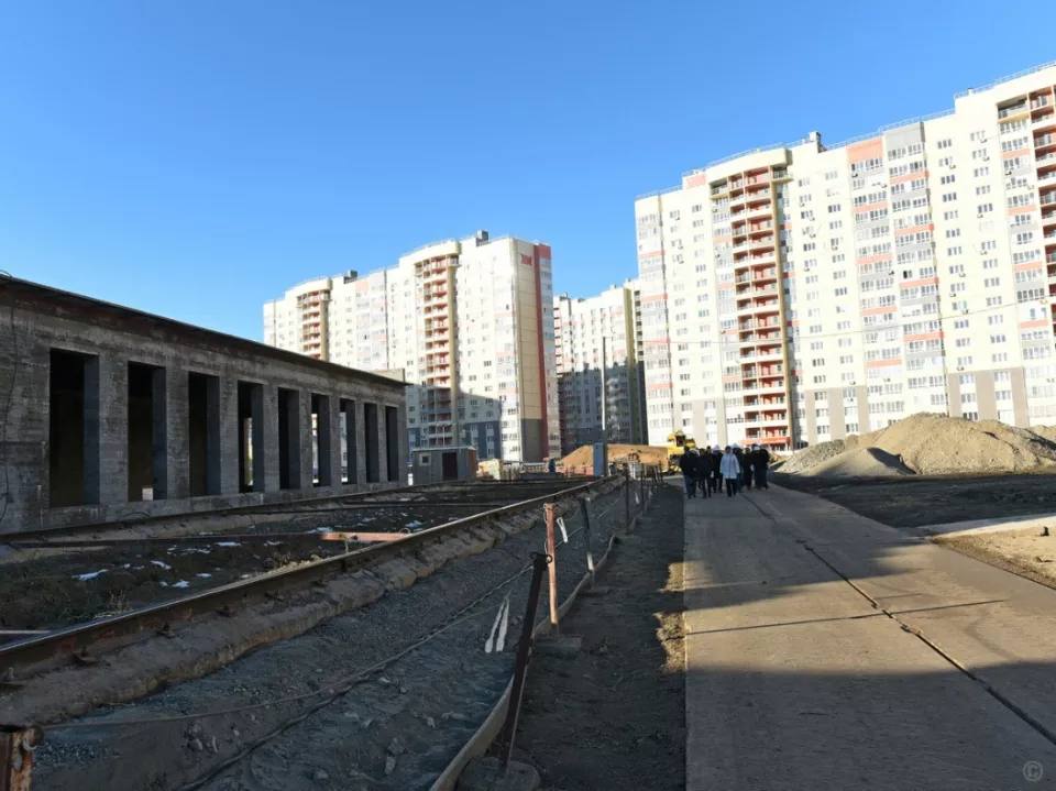 В Барнауле продолжается строительство "супершколы" на ул. Попова, 130 в новом квартале 2033 В Барнауле продолжается строительство "супершколы" на ул. Попова, 130 в новом квартале 2033