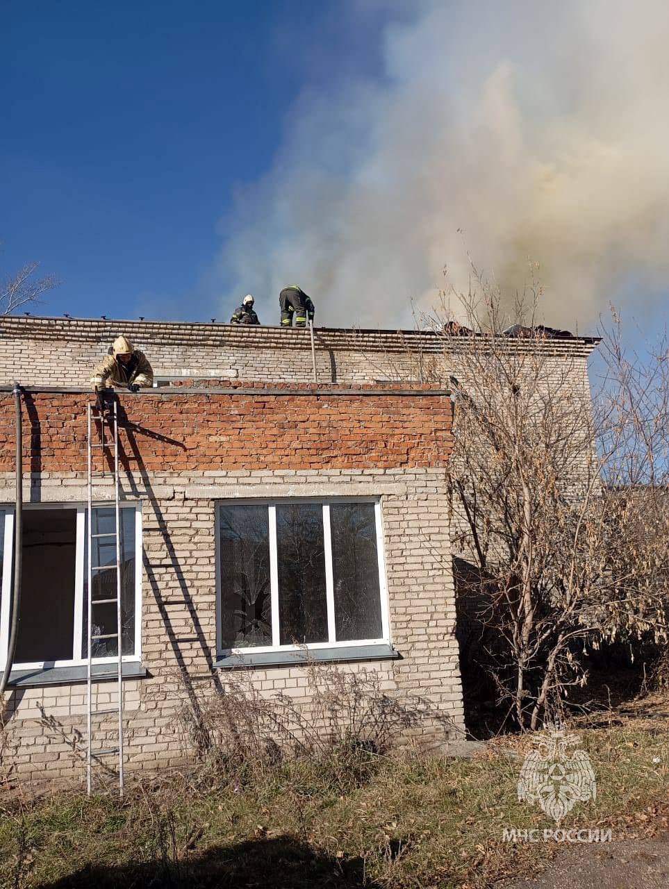 Пожарные 16 пожарно-спасательного отряда ликвидировали пожар Пожарные 16 пожарно-спасательного отряда ликвидировали пожар