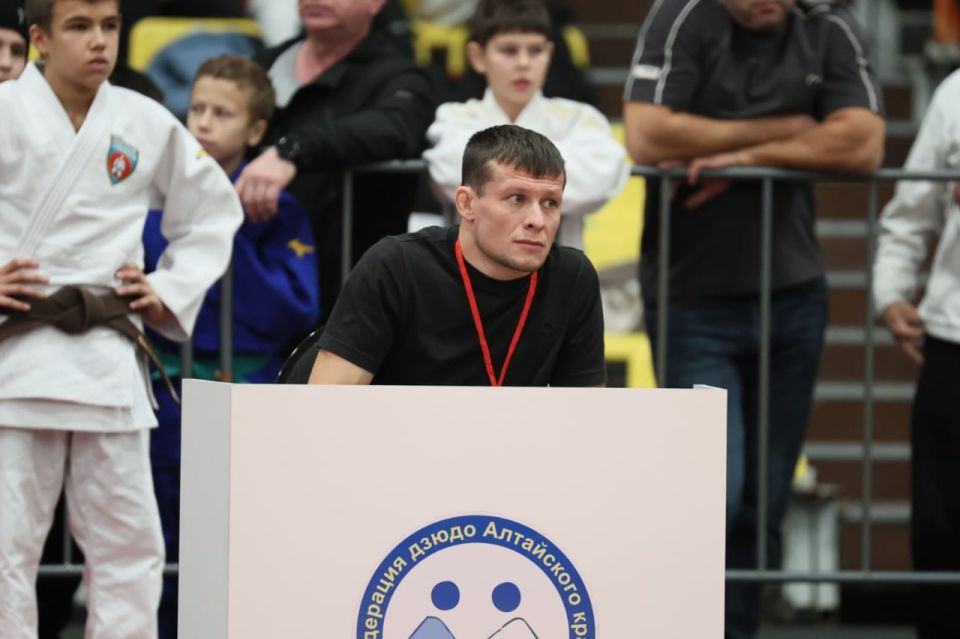 Международный фестиваль дзюдо, посвященный Всемирному дню дзюдо и Всероссийскому дню автомобилиста стартовал в Барнауле
