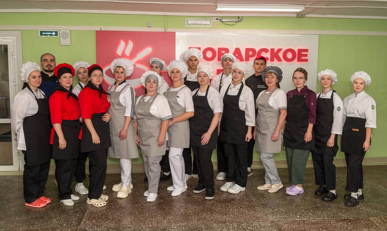 В Алтайской академии гостеприимства определили лучших «Мастер-шефов» школьной версии В Алтайской академии гостеприимства определили лучших «Мастер-шефов» школьной версии