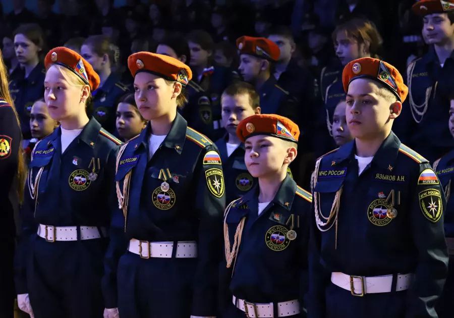 В Бийске кадетов приняли в классы МЧС В Бийске кадетов приняли в классы МЧС