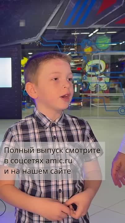       , ,     ,        VR-