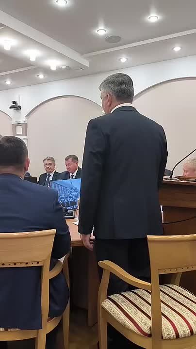 Игорь Башмаков на заседании Правительства края в ответном слове поблагодарил губернатора за доверие