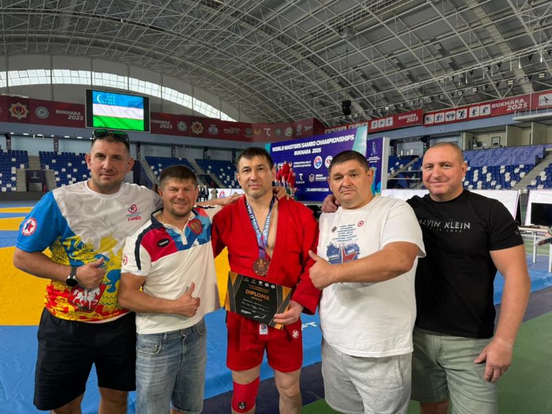 Павел Теренин и Владислав Смольянов — призёры чемпионата мира по самбо в категории «Мастерс» в Узбекистане Павел Теренин и Владислав Смольянов — призёры чемпионата мира по самбо в категории «Мастерс» в Узбекистане