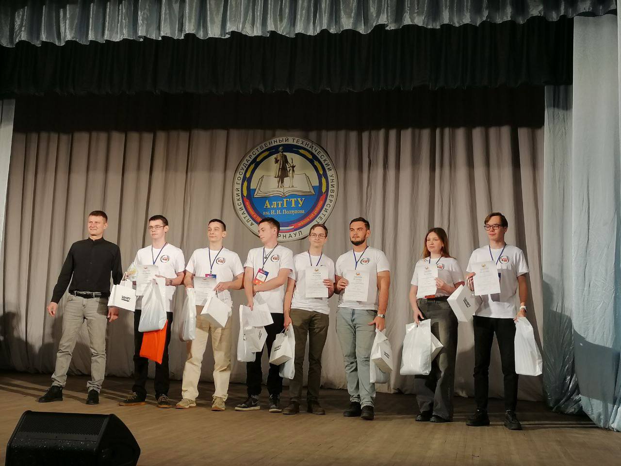 Подведены итоги VIII межрегиональных межвузовских соревнований по информационной безопасности «AltayCTF-2025» Подведены итоги VIII межрегиональных межвузовских соревнований по информационной безопасности «AltayCTF-2025»