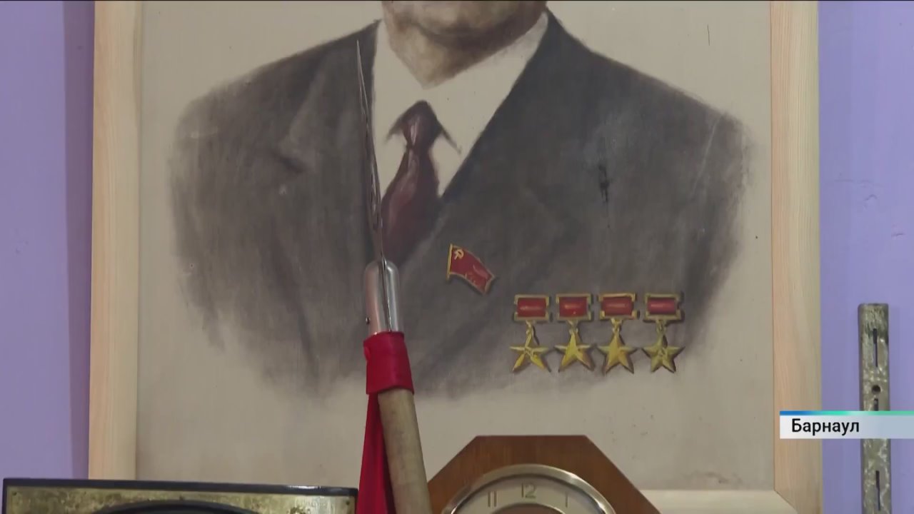 Они участвовали в крупнейших стройках страны, поднимали целину и восстанавливали народное хозяйство после войны