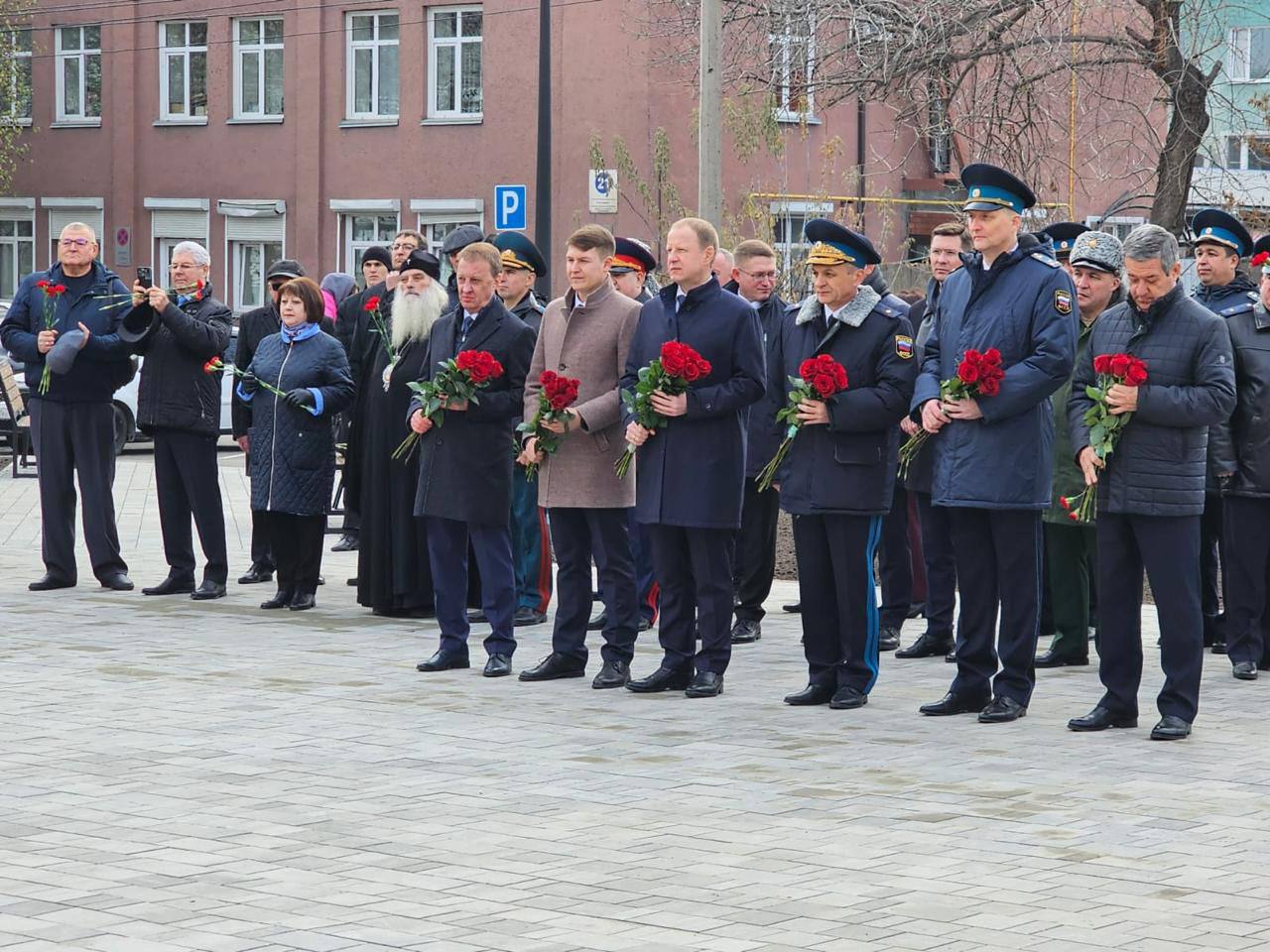 В Барнауле открыли первый в России памятный знак сотрудникам органов принудительного исполнения В Барнауле открыли первый в России памятный знак сотрудникам органов принудительного исполнения