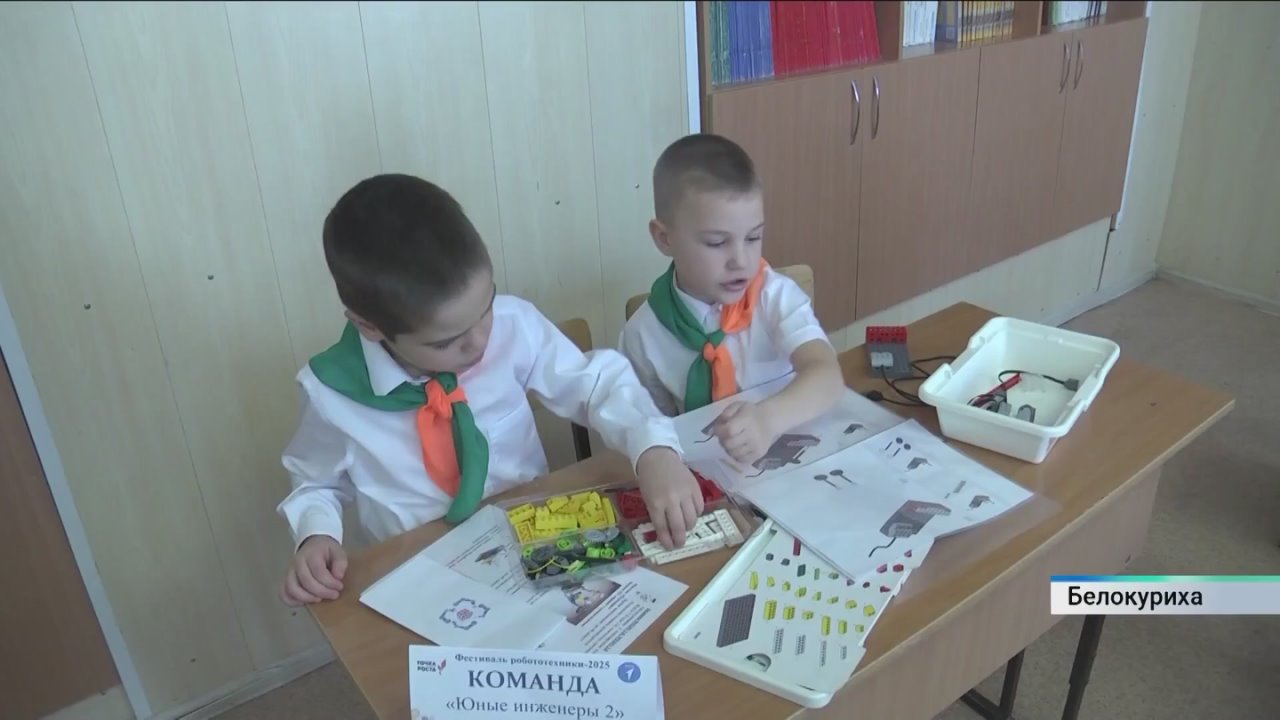 Пока их сверстники собирают пирамидки, они конструируют роботов