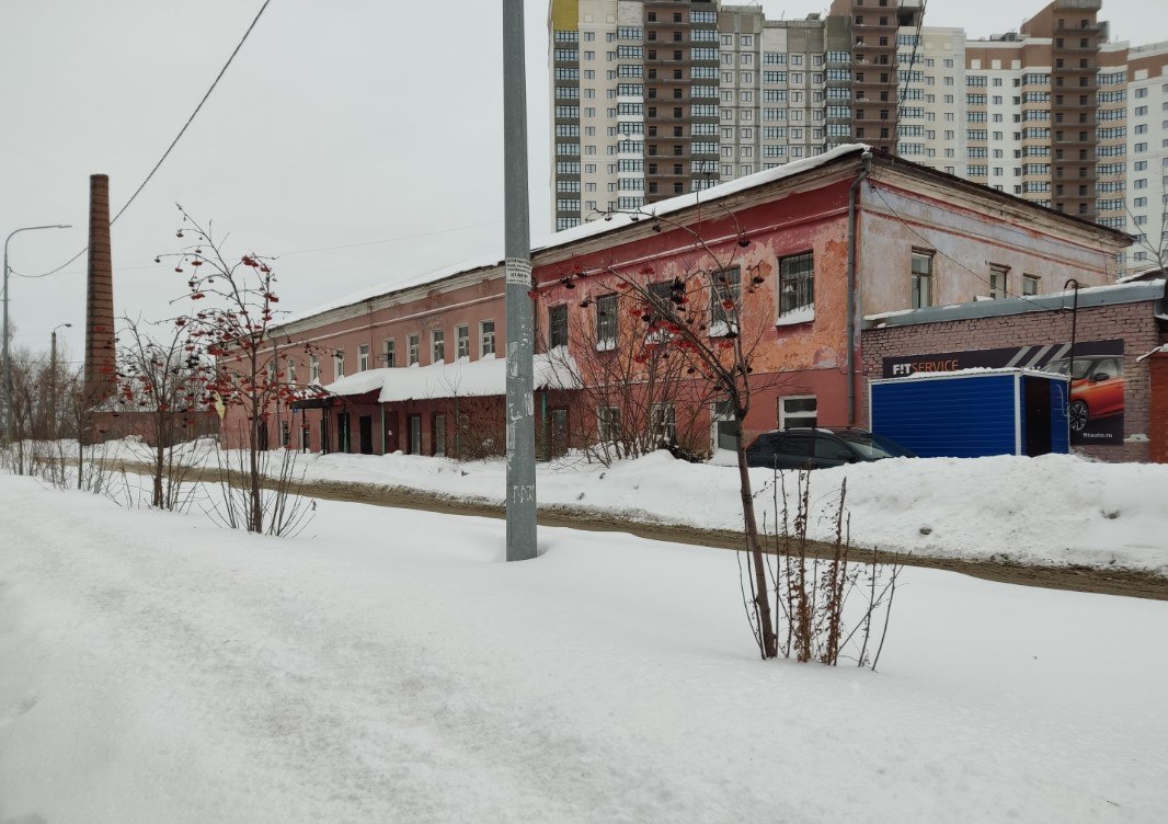 На Льва Толстого, 1 сносят старинное здание с 200-летней историей На Льва Толстого, 1 сносят старинное здание с 200-летней историей