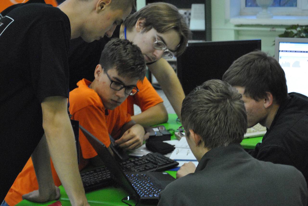 Подведены итоги VIII межрегиональных межвузовских соревнований по информационной безопасности «AltayCTF-2025» Подведены итоги VIII межрегиональных межвузовских соревнований по информационной безопасности «AltayCTF-2025»