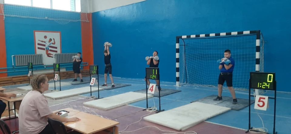 В Новичихе состоялся турнир гиревиков в зачет 45-й краевой Спартакиады спортивных школ