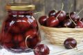 Консервированная черешня в вине: уникальная заготовка для гурманов