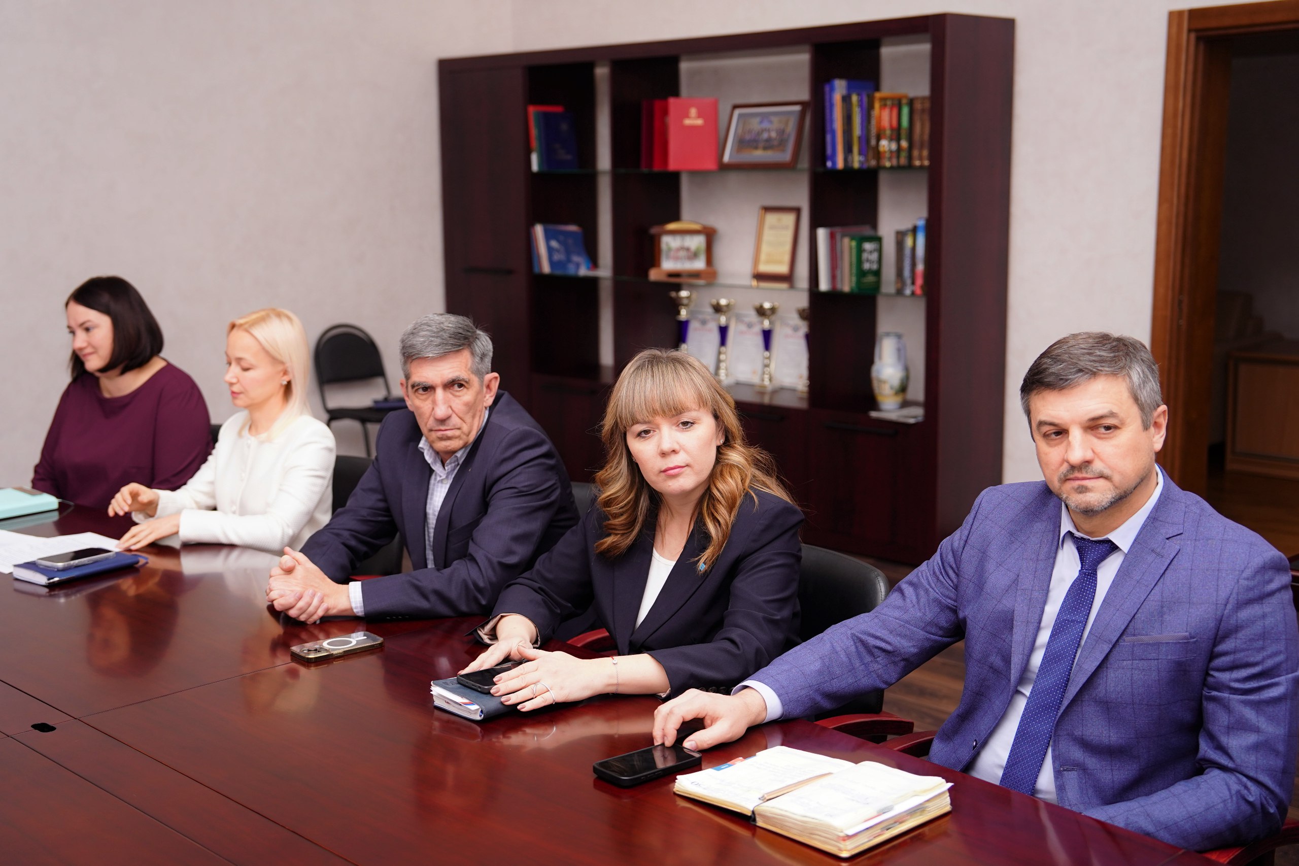 Депутаты встретились с кандидатом на должность главы Центрального района Барнаула Депутаты встретились с кандидатом на должность главы Центрального района Барнаула