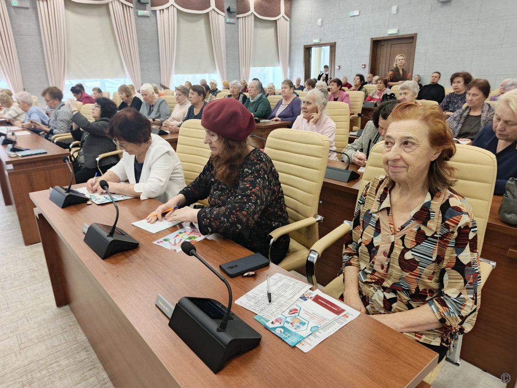 В Барнауле состоялось очередное занятие факультета «Здоровье» Университета пожилого человека В Барнауле состоялось очередное занятие факультета «Здоровье» Университета пожилого человека