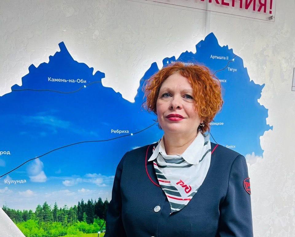 Проводница помогла рожающей пассажирке в пригородном поезде Алтайского края