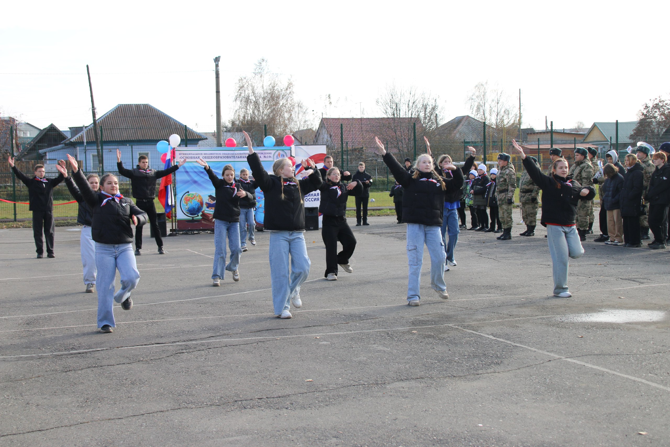 Прекрасный подарок ученикам школы №19 Прекрасный подарок ученикам школы №19