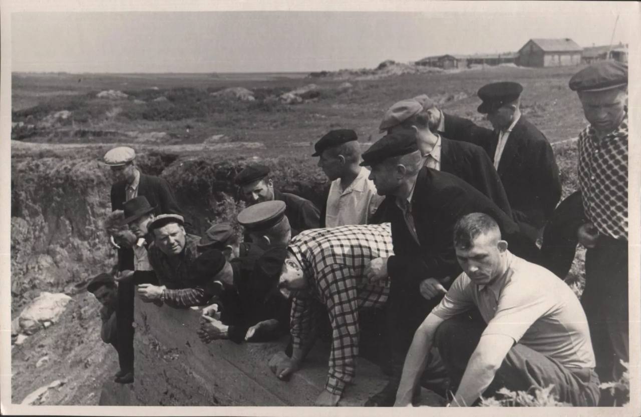 Колхозник – это звучало гордо Колхозник – это звучало гордо