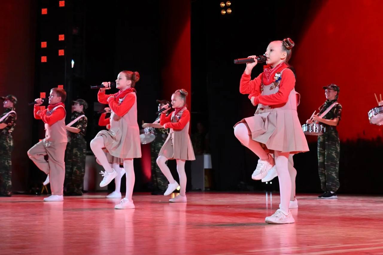 В Барнауле открыли VIII слёт патриотических объединений «Молодые патриоты – сила Сибири, Урала и Дальнего Востока!» В Барнауле открыли VIII слёт патриотических объединений «Молодые патриоты – сила Сибири, Урала и Дальнего Востока!»