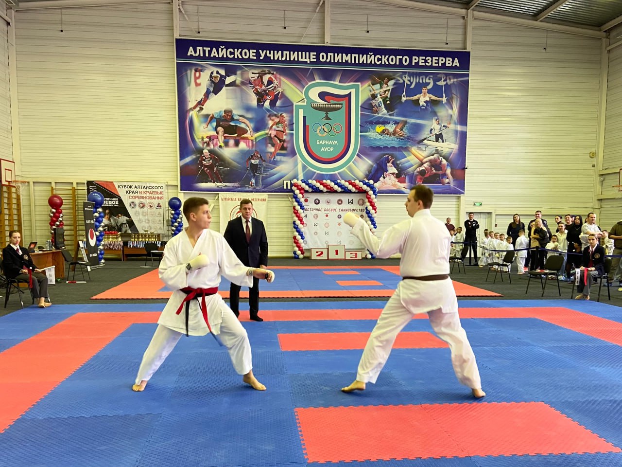 Кубок Алтайского края и краевые соревнования по восточному боевому единоборству сётокан прошли в Барнауле Кубок Алтайского края и краевые соревнования по восточному боевому единоборству сётокан прошли в Барнауле