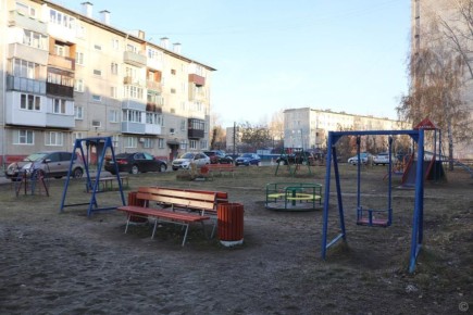 В Барнауле прошла приемка благоустроенных по нацпроекту дворов