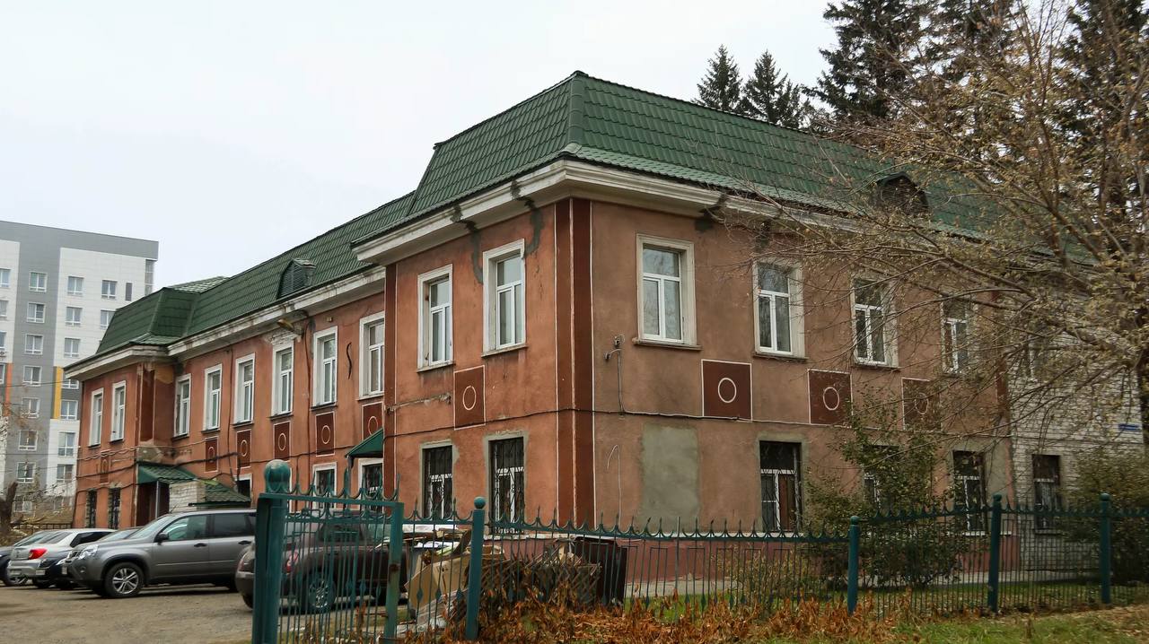 Улица Ярных — это территория, которая сочетает в себе самые разнообразные архитектурные элементы Улица Ярных — это территория, которая сочетает в себе самые разнообразные архитектурные элементы