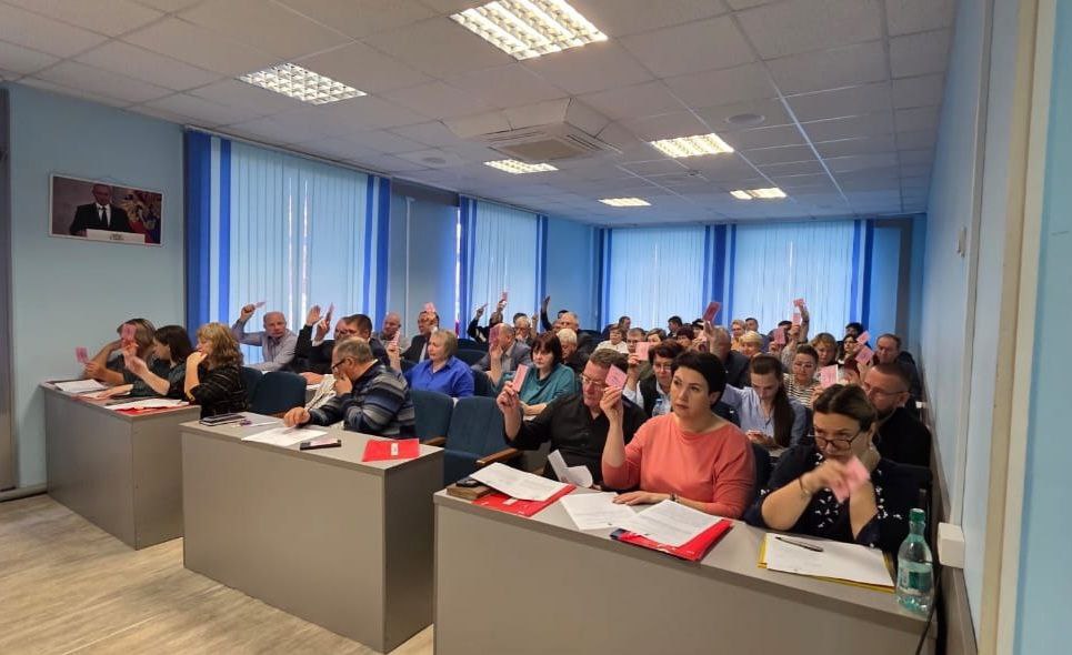 Депутат АКЗС Иван Мордовин принял участие в сессии Первомайского районного Собрания депутатов Депутат АКЗС Иван Мордовин принял участие в сессии Первомайского районного Собрания депутатов