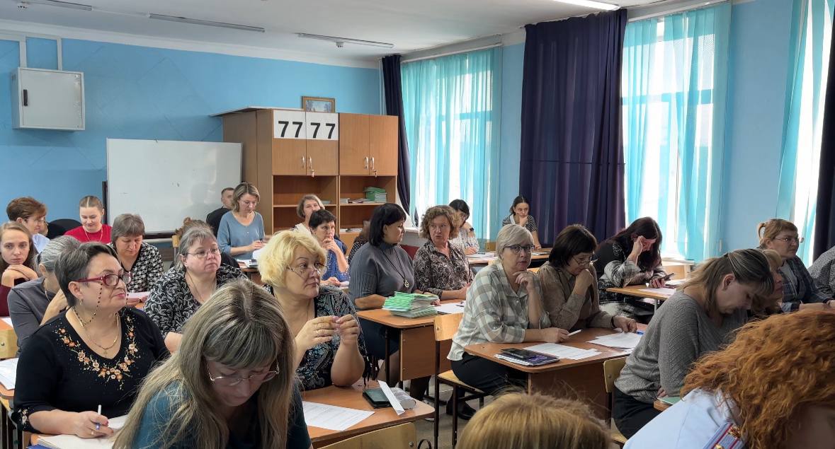 Сотрудники Госавтоинспекции приняли участие в Педагогическом совете