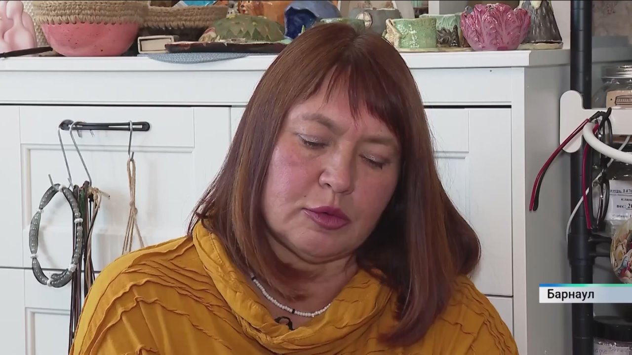 Барнаульский стоматолог с 30-летним стажем нашла себя в керамике