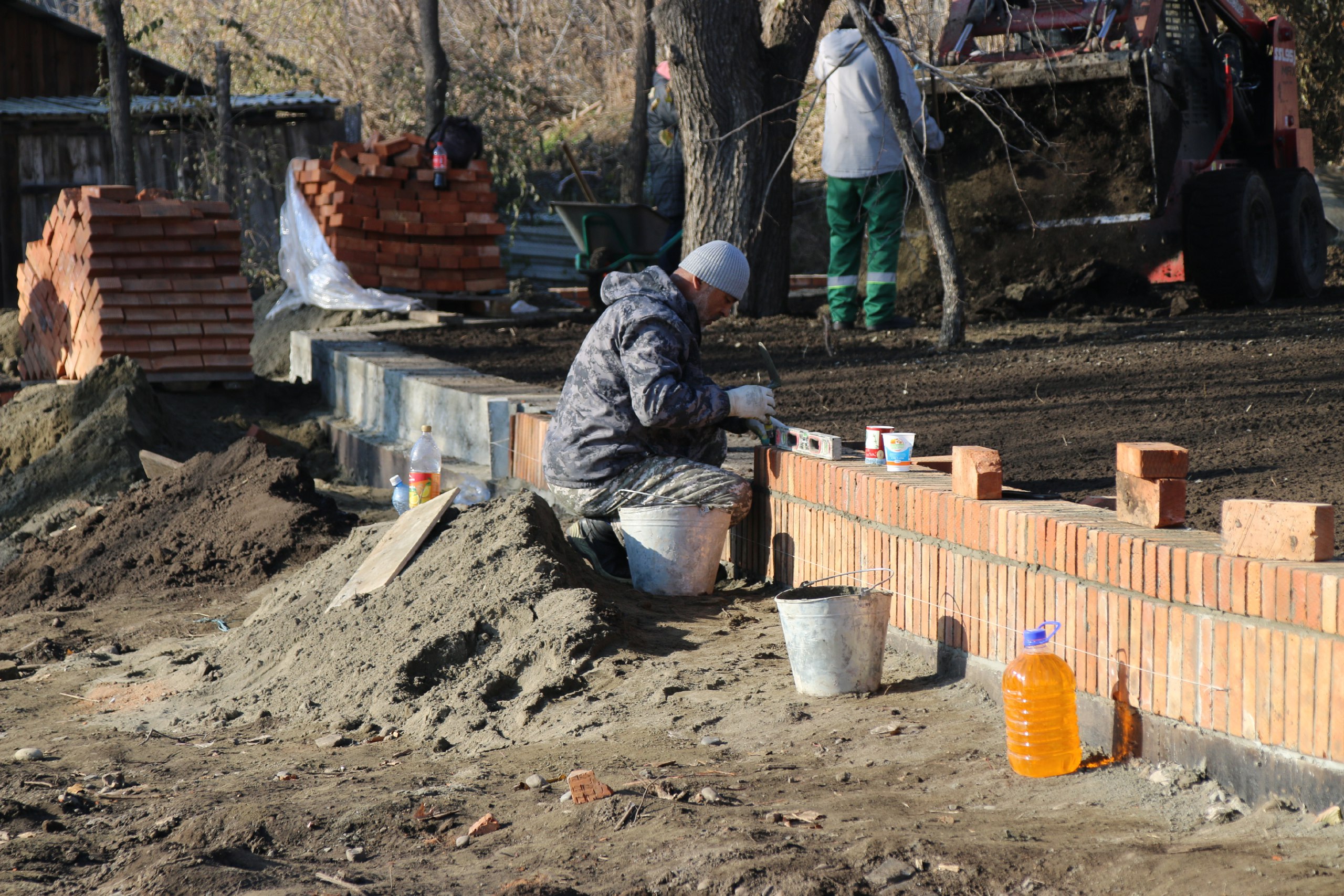 Реконструкция сквера Фомченко выходит на финишную прямую Реконструкция сквера Фомченко выходит на финишную прямую