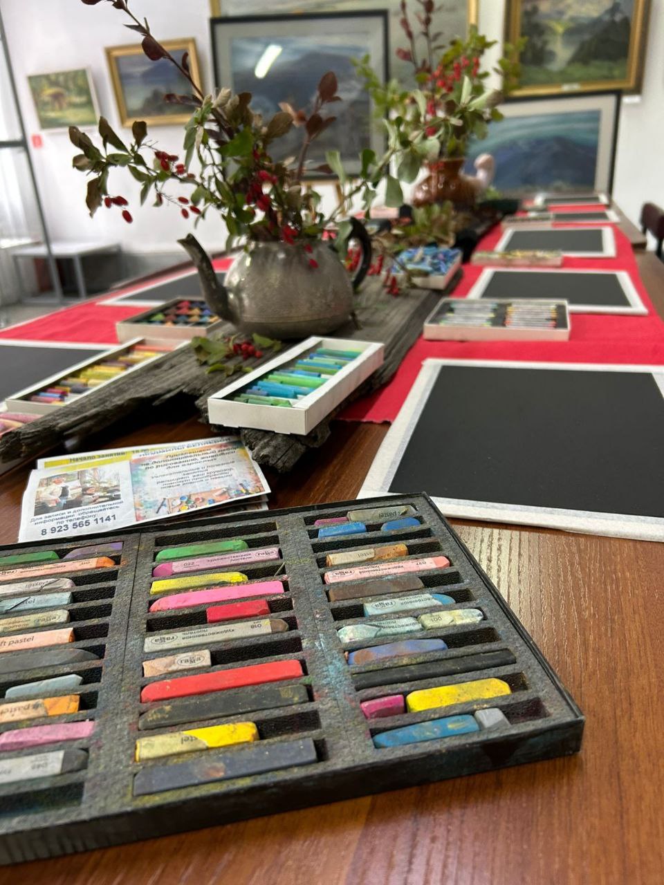 Ночь искусств в Бийске. В выставочном зале Бийского краеведческого музея им. В.В. Бианки прошла всероссийская акция «Ночь искусств» Ночь искусств в Бийске. В выставочном зале Бийского краеведческого музея им. В.В. Бианки прошла всероссийская акция «Ночь искусств»