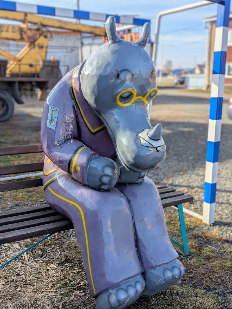 Лавочки из барнаульского зоопарка, ставшие причиной штрафа, нашли новый дом Лавочки из барнаульского зоопарка, ставшие причиной штрафа, нашли новый дом