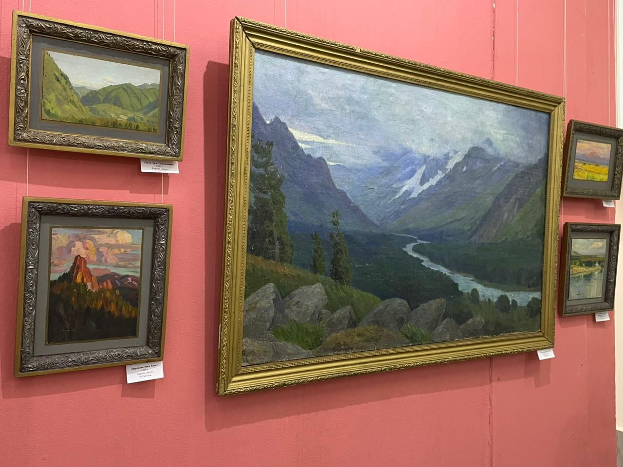 Ночь искусств в Бийске. В выставочном зале Бийского краеведческого музея им. В.В. Бианки прошла всероссийская акция «Ночь искусств» Ночь искусств в Бийске. В выставочном зале Бийского краеведческого музея им. В.В. Бианки прошла всероссийская акция «Ночь искусств»