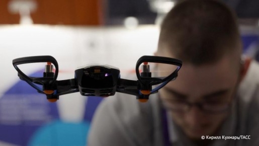 В Алтайском крае создали батарею для дронов, которая может заряжаться с помощью электромагнитных волн без физического подключения к источнику питания