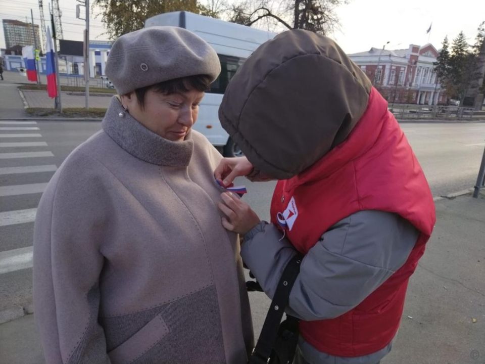 В Барнауле проходят мероприятия, посвященные Дню народного единства В Барнауле проходят мероприятия, посвященные Дню народного единства
