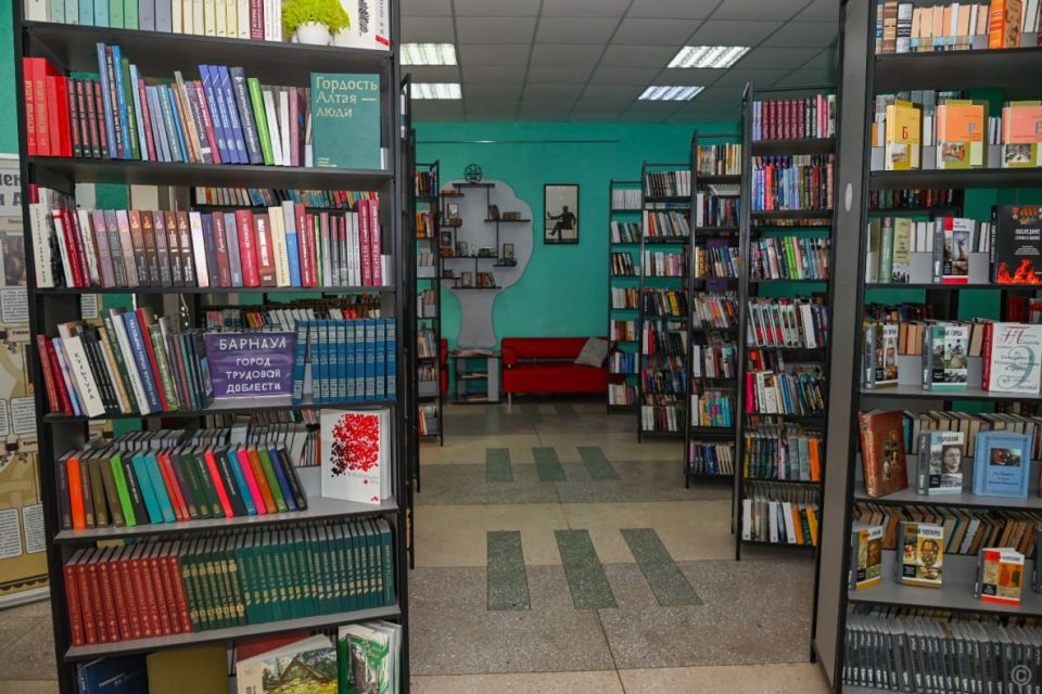 В Барнауле проверяют готовность учреждений культуры к новогодним праздникам В Барнауле проверяют готовность учреждений культуры к новогодним праздникам