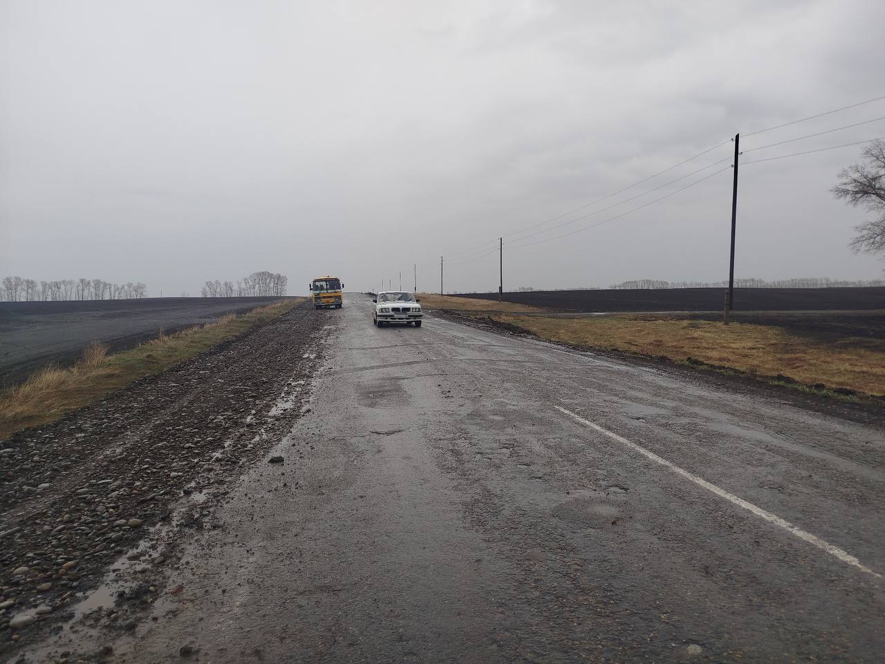 Продолжается обновление дороги к заказнику "Лебединый" в Советском районе