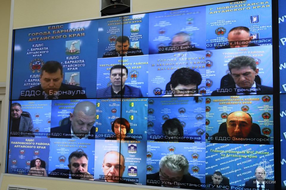 В Главном управлении МЧС России по краю подвели итоги работы ведомства за прошедший месяц и обсудили задачи на ноябрь В Главном управлении МЧС России по краю подвели итоги работы ведомства за прошедший месяц и обсудили задачи на ноябрь