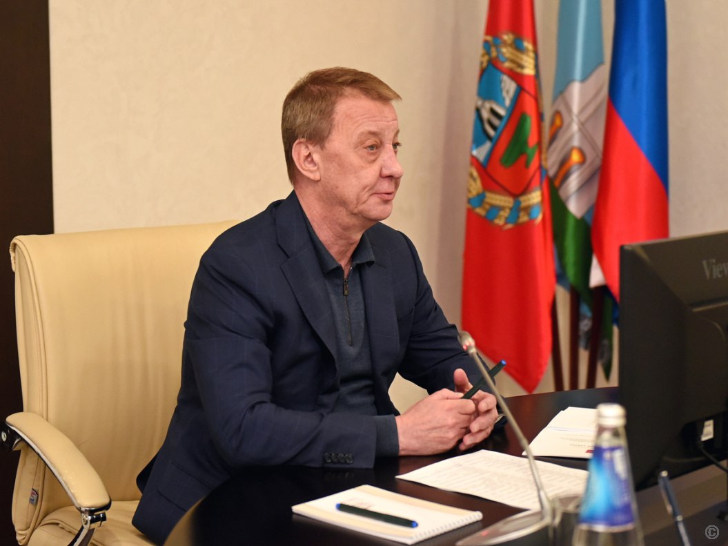 Вячеслав Франк провел оперативное аппаратное совещание Вячеслав Франк провел оперативное аппаратное совещание